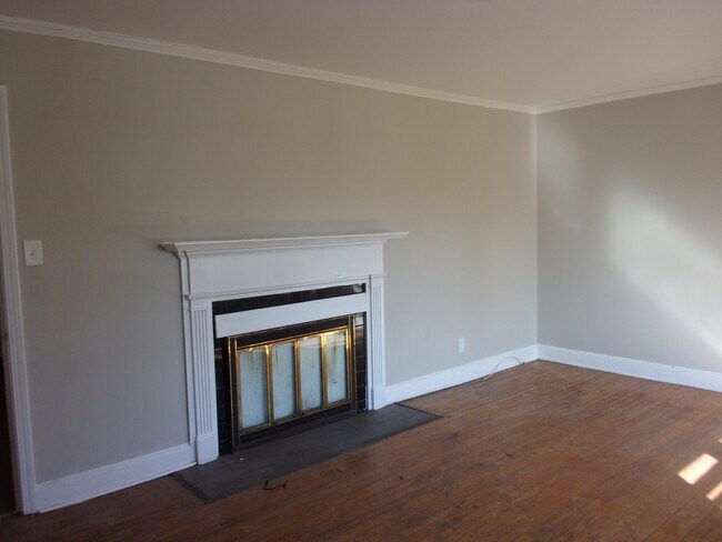 Foto del edificio - 917 Cherry Rd