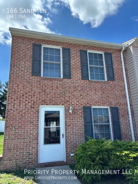 Building Photo - 166 Sandy Ln