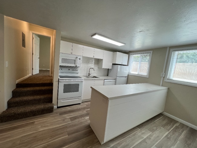 Photo - 1362 E 3900 S House