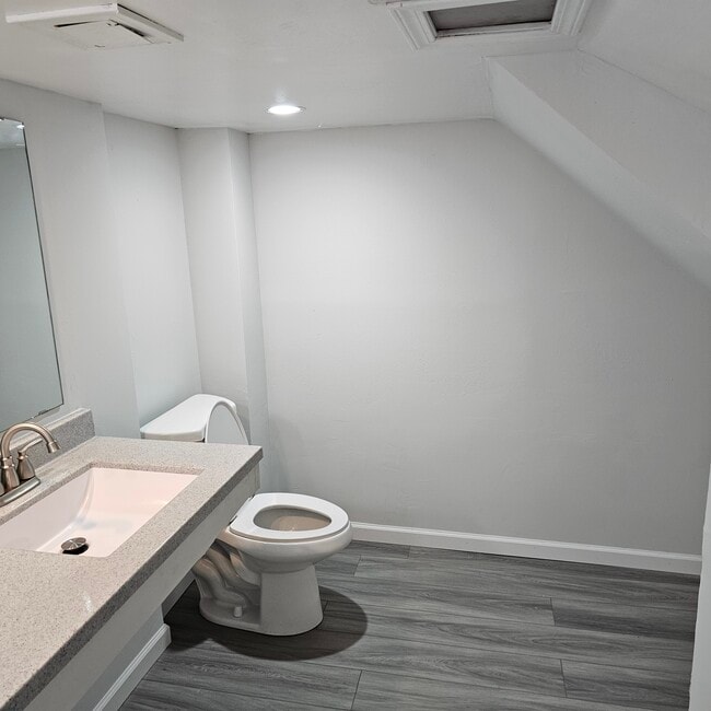 Foto del edificio - 655 S 7th Ave