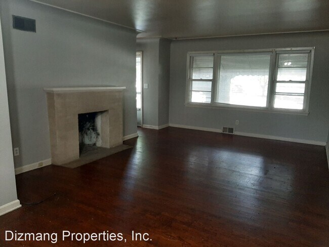 Building Photo - 2 br, 1 bath House - 1550 S Kentwood Ave.