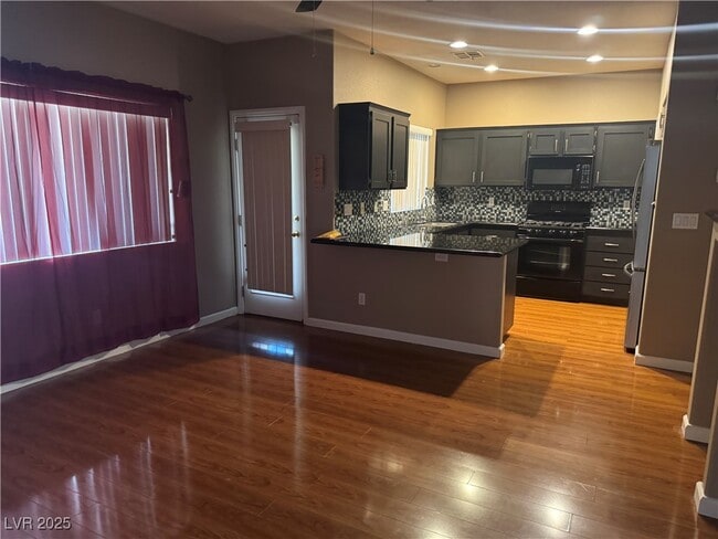 Building Photo - 10364 Timber Canyon Ave