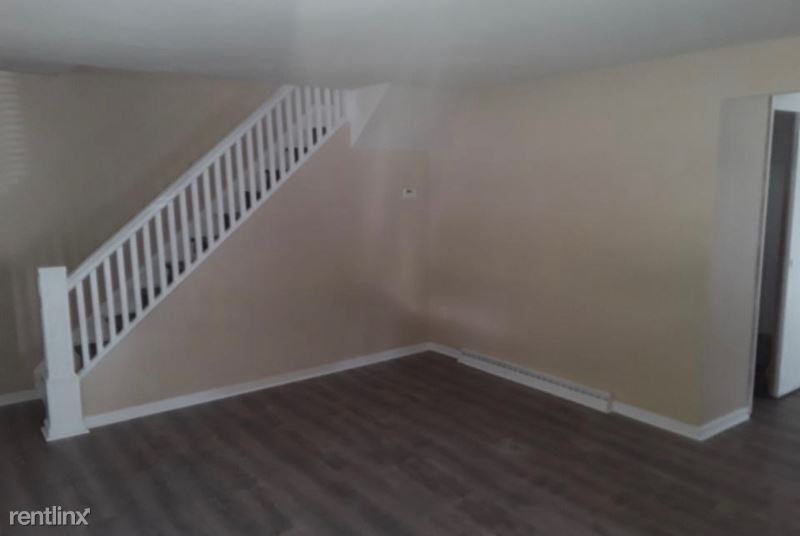 Building Photo - 3 br, 1 bath House - 84 Smith Ave