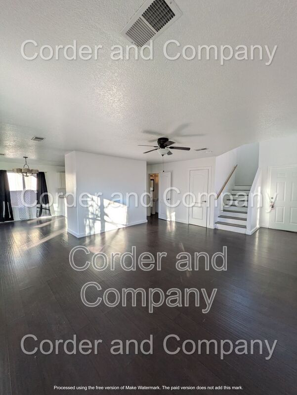 Building Photo - 8000 Vista Estrella Ln SW