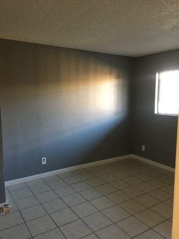 Primary Photo - 9055 Orion Ave