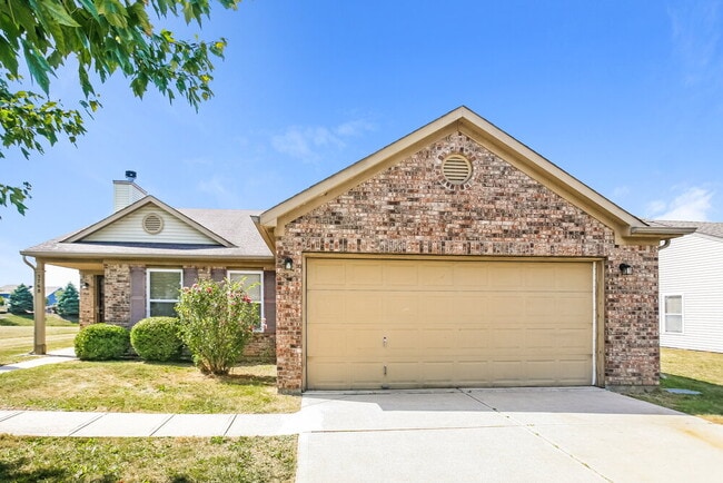 Building Photo - 5768 N Peppereel Way