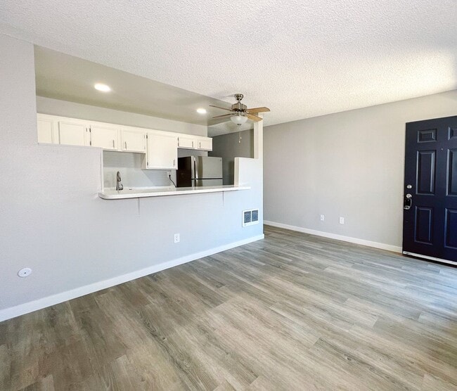 Interior Photo - Live the Point Loma Dream!