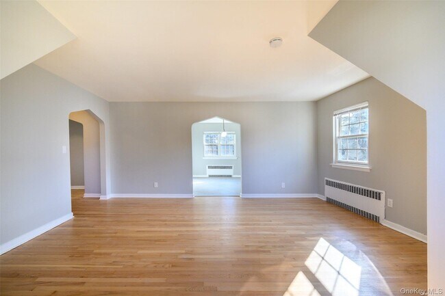 Foto del edificio - 57 Hemlock St