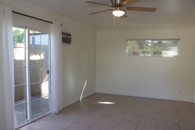 Sliding Doors to patio - 3045 Oneida St