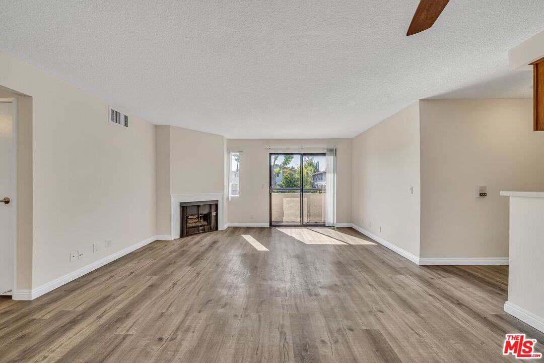 Foto principal - 6212 Fulton Ave