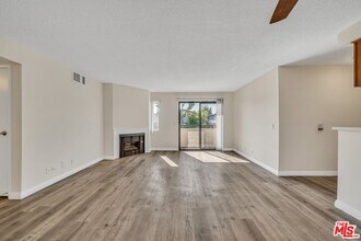 Building Photo - 6212 Fulton Ave