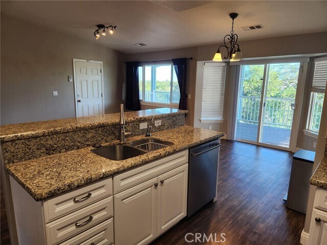 Building Photo - 2820 Donner Ct