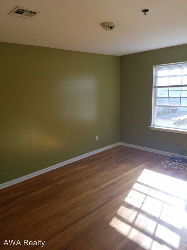 Building Photo - 763 S 17th St