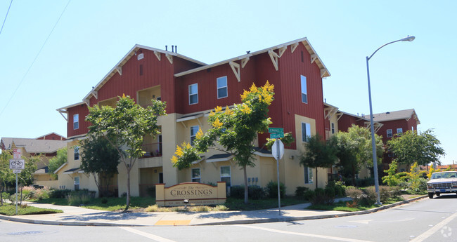 Building Photo - Crossings at Santa Rosa