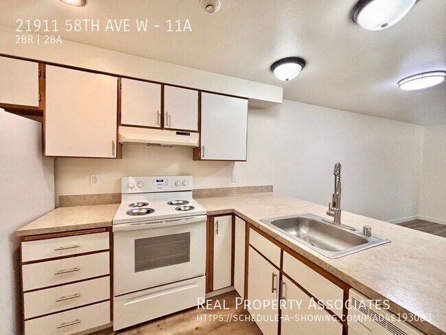 Foto del edificio - 21911 58th Ave W