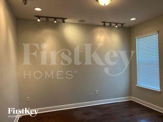 Building Photo - 2945 Top Water Way