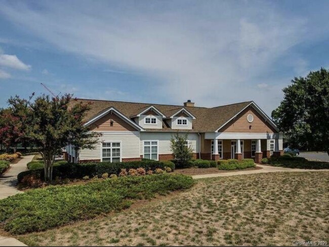 Building Photo - 16408 Redstone Mountain Ln