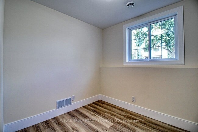 Building Photo - 109 Penrose St