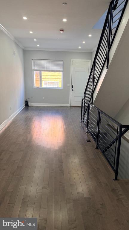 Foto del edificio - 2248 Earp St