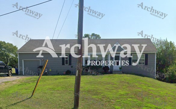 Primary Photo - 2521 Junction Rd