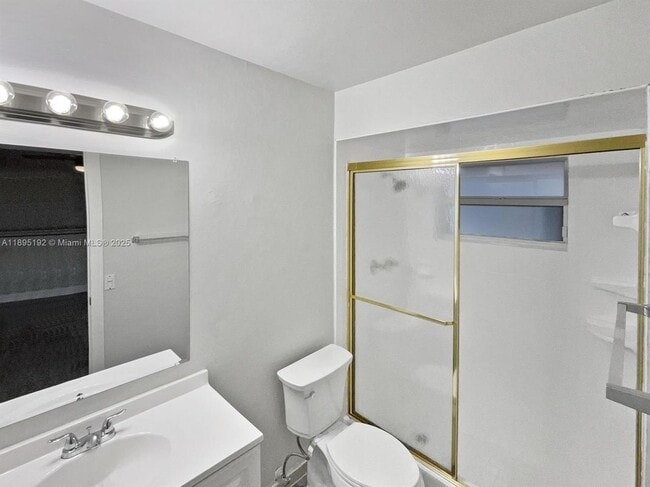 Foto del edificio - 22226 SW 65th Terrace