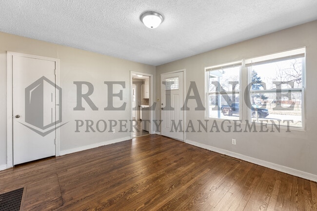 Building Photo - 1334 S Dodge Ave