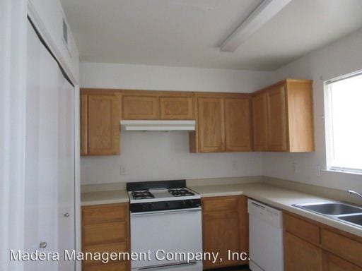 Building Photo - 329 S I St