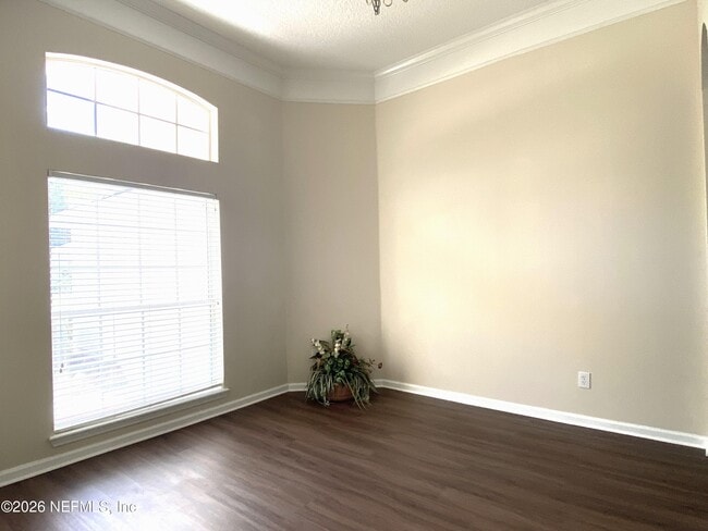 Building Photo - 10519 Creston Glen Cir E
