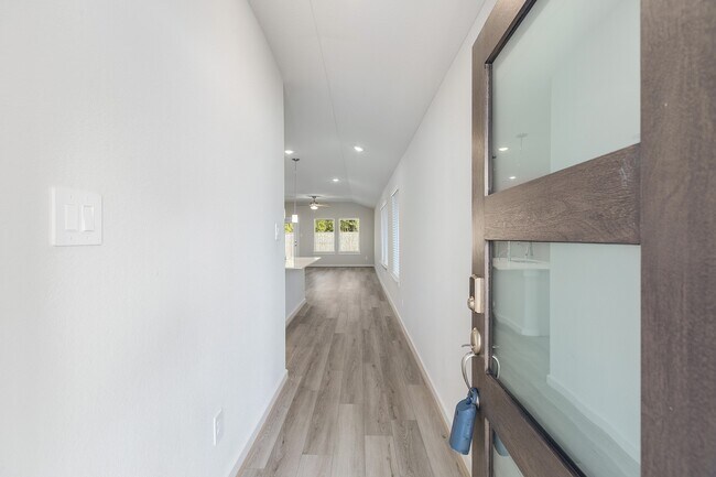 Foto del edificio - 16703 Sterling Clf St