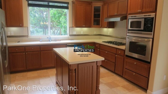 Foto del edificio - 30 Autumn Trail Ln