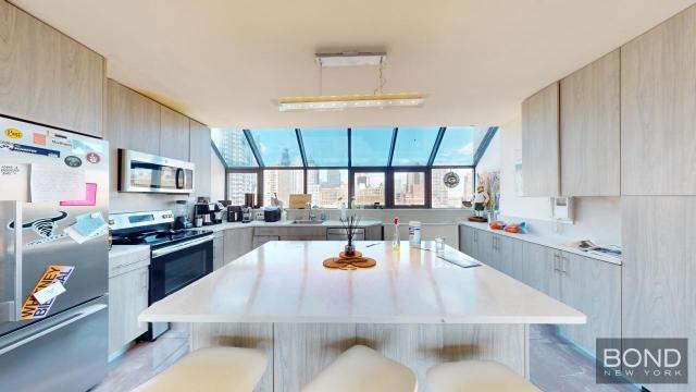 Building Photo - 4 bedroom in New York NY 10016