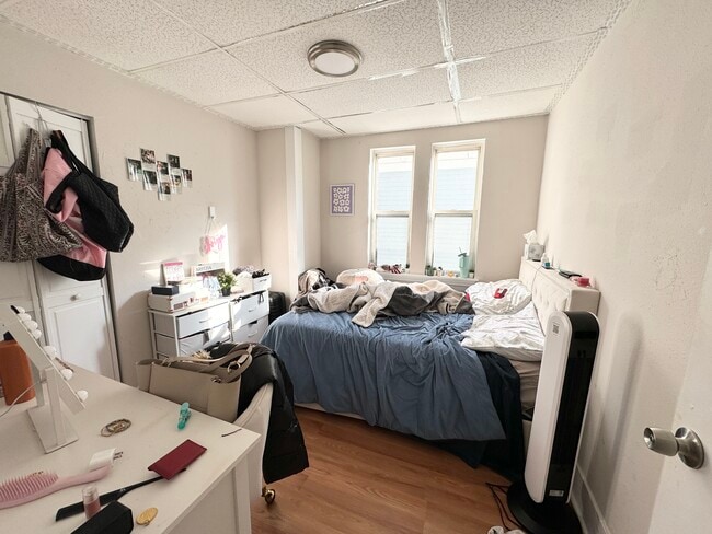 Foto del edificio - 1572 Tremont St