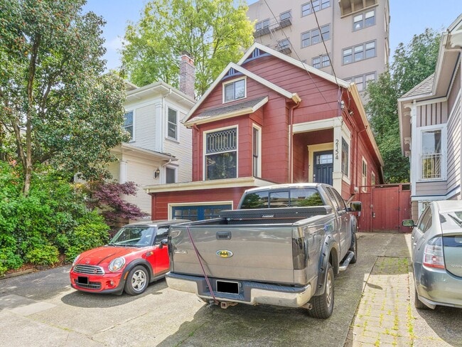 Building Photo - 2154 NW Everett St