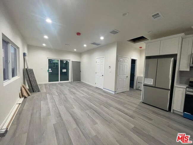 Foto del edificio - 9556 Lambert Cir