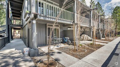 Building Photo - 751 Tahoe Blvd
