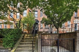 Building Photo - 3222 13th St NW
