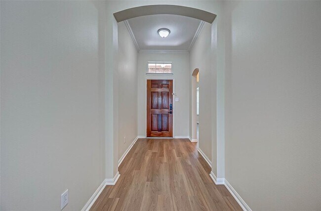 Foto del edificio - 3931 Pine Forest Hollow Trail