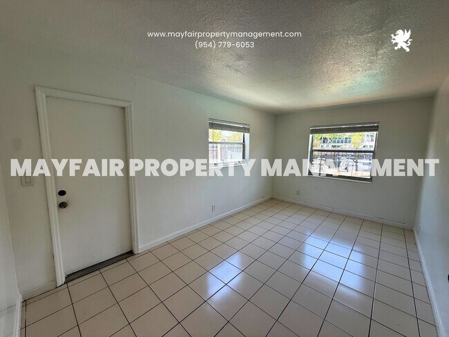 Foto del edificio - 1140 NE 25th Ave