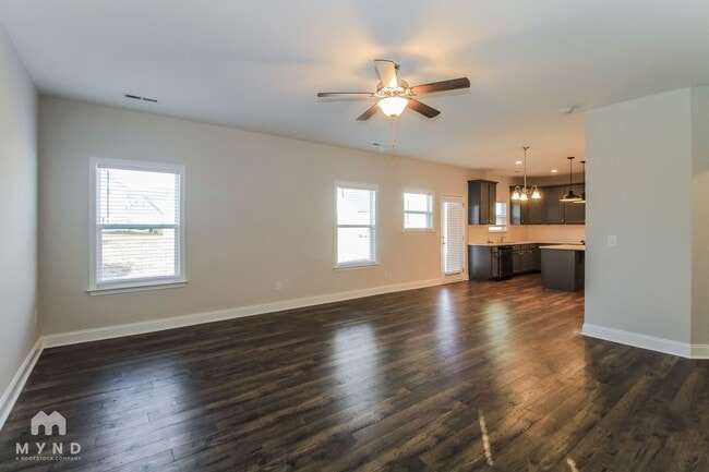 Building Photo - 7881 Waterwillow Dr