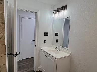 Foto del edificio - 10009 Olmos Dr