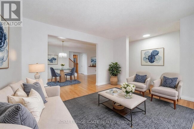 Building Photo - 165 Clonmore Dr