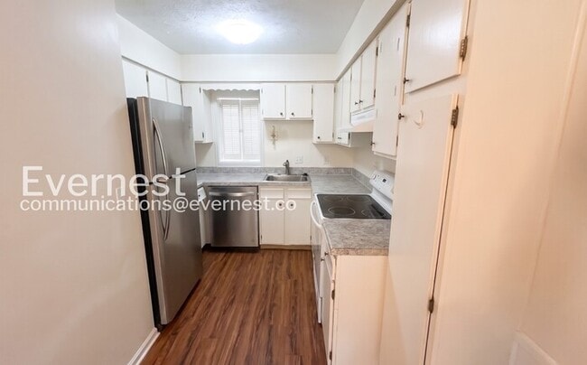Building Photo - 4812 Merrifield Pl