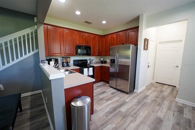 Foto del edificio - 994 Rock Harbor Ave