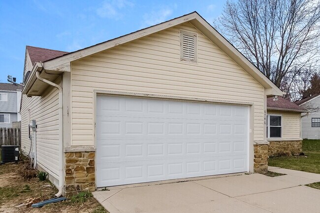 Building Photo - 6746 Granger Ln