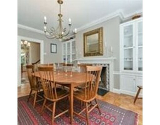 Building Photo - 39 Pinckney St