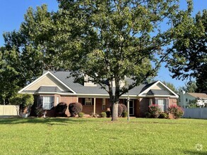 Building Photo - 102 S Gala Ct