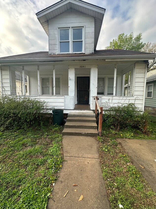 Foto principal - 3041 E 59th St
