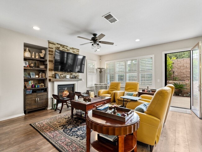 Building Photo - 2073 White Alder Ln