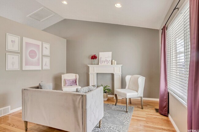 Foto del edificio - Spacious West Jordan Home Backing to Duck Pond & Trails | Large Yard + Garage