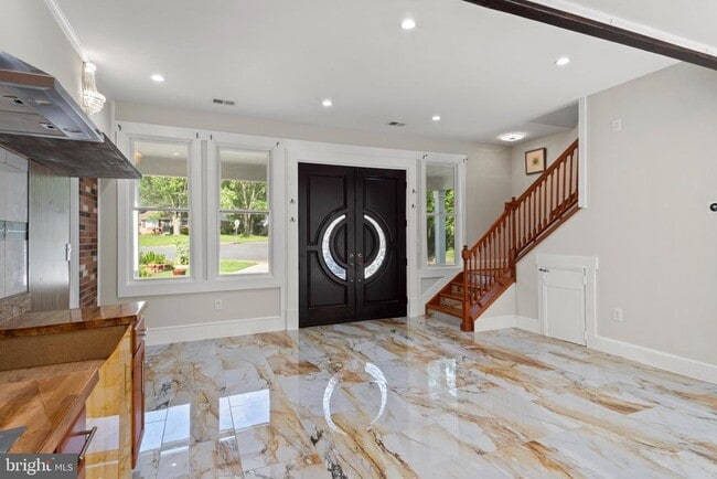 Foto del edificio - 3709 Forestdale Ave